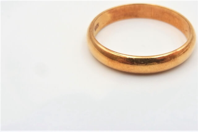 金の指輪の魅力に注目される理由とは